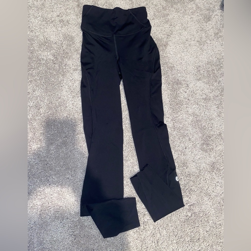 Lululemon- black leggings